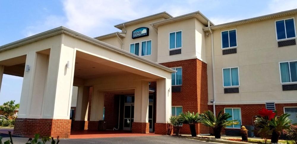 Home Inn & Suites Image 25