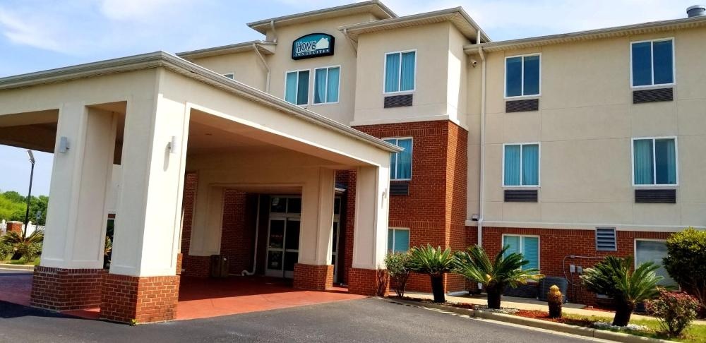 Home Inn & Suites Image 27