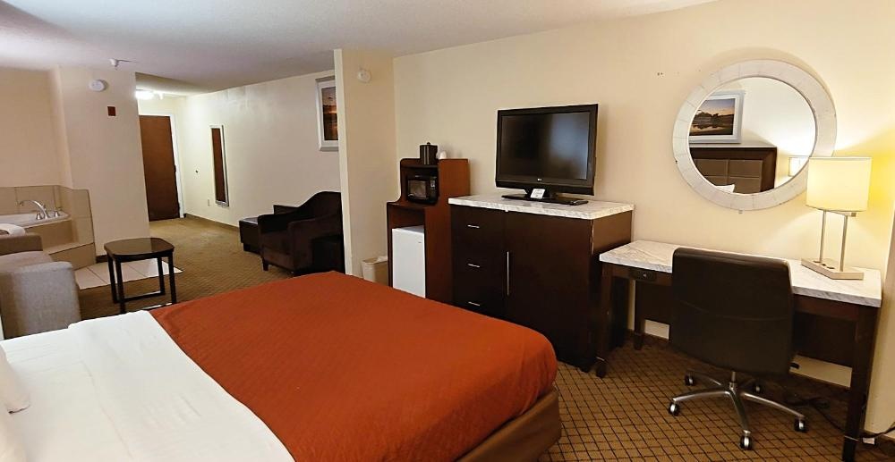 Home Inn & Suites Image 35