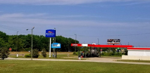 Home Inn & Suites image 31